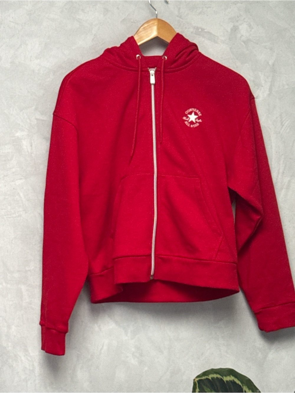 Red Zip-Up Hoodie – Women’s Medium – Converse Cropped Sweatshirt NWO